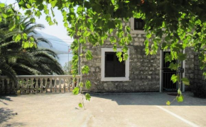 Muki's House- just 50m from the beach